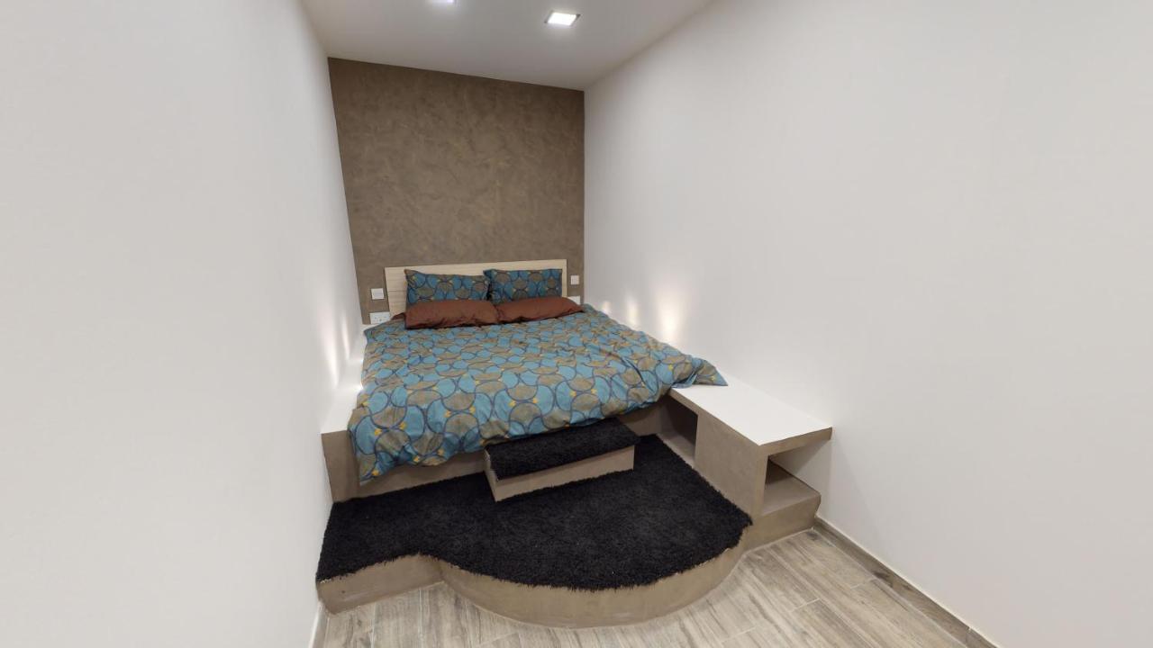 Central Valletta - 1 Bedroom Maisonnette Экстерьер фото